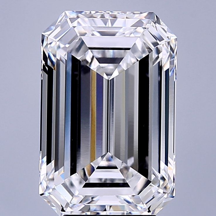 5.22 ct. emerald Lab Grown Diamond front image
