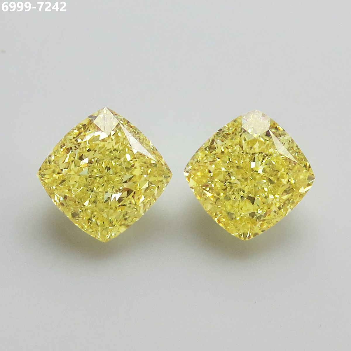 1.50 ct Cushion Brilliant diamond