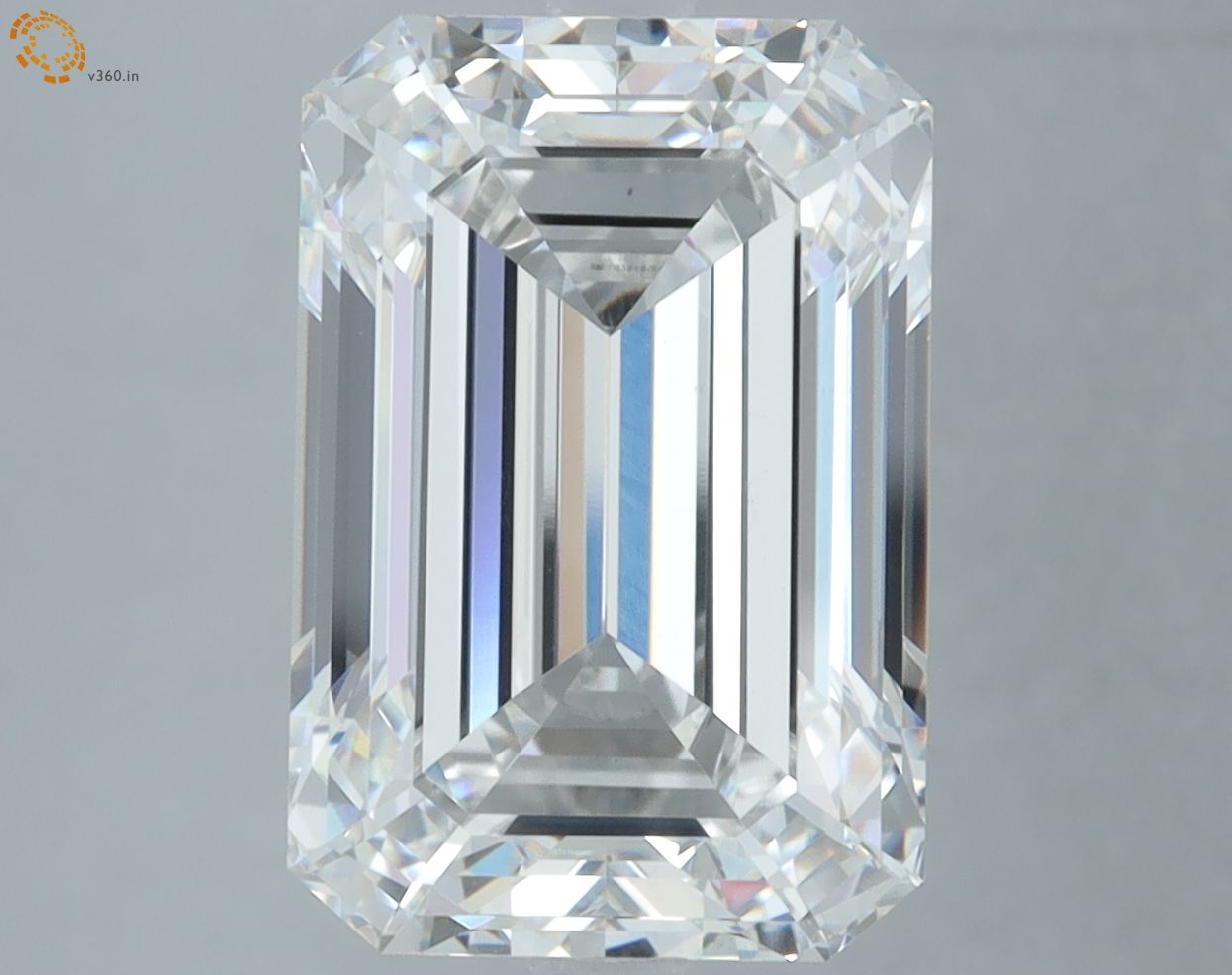 7.20 ct. emerald Lab Grown Diamond front image