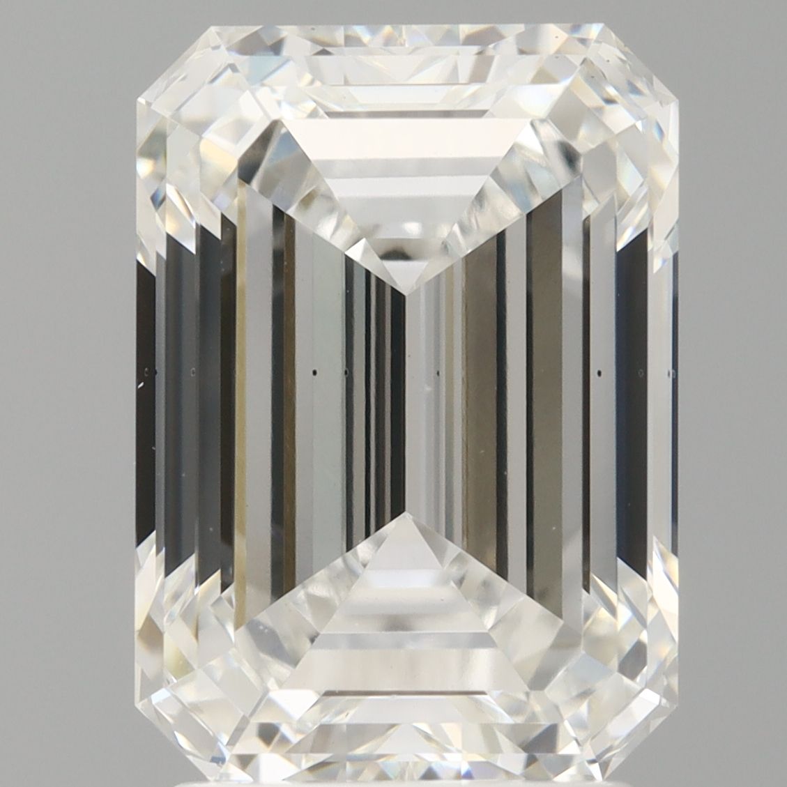 3.05 ct. emerald Lab Grown Diamond front image
