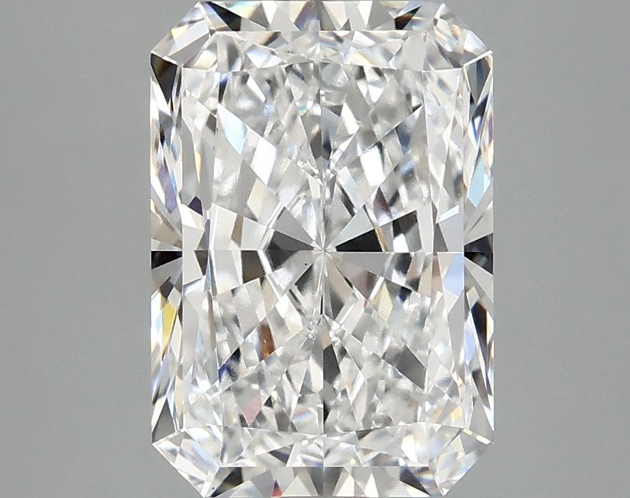 3.09 ct. radiant Lab Grown Diamond front image
