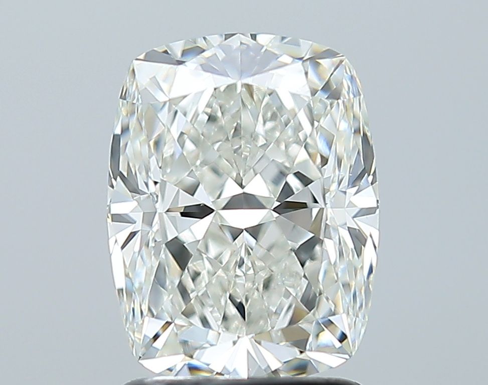 2.01 ct Cushion Brilliant diamond