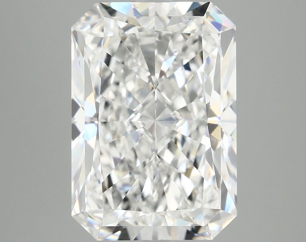 5.01 ct. radiant Lab Grown Diamond front image