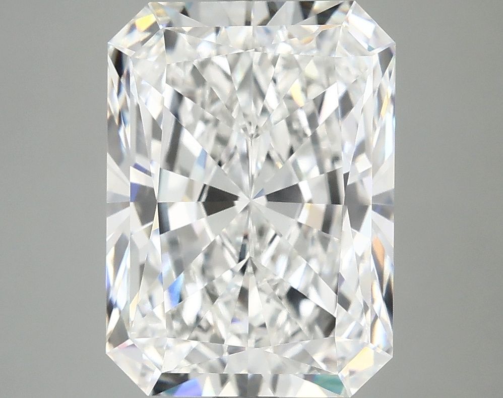 4.98 ct. radiant Lab Grown Diamond front image
