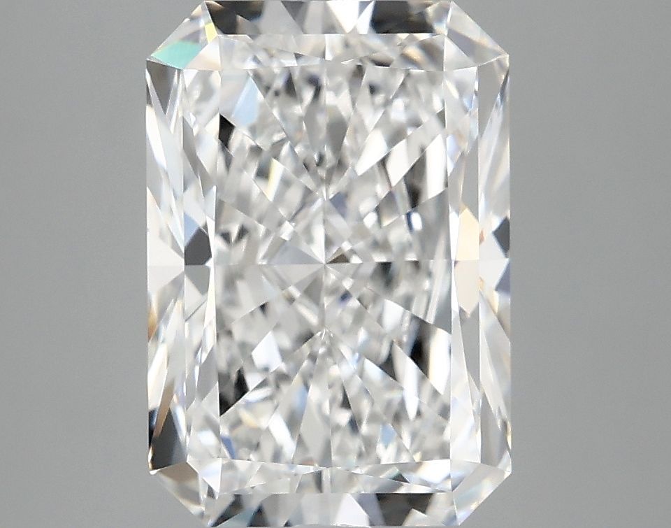 4.05 ct. radiant Lab Grown Diamond front image