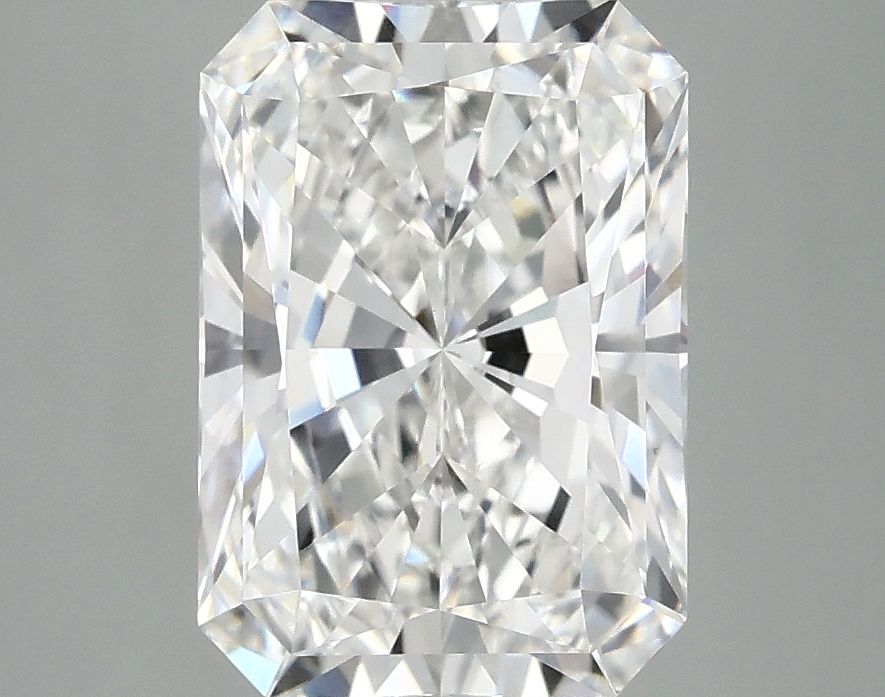 3.08 ct. radiant Lab Grown Diamond front image