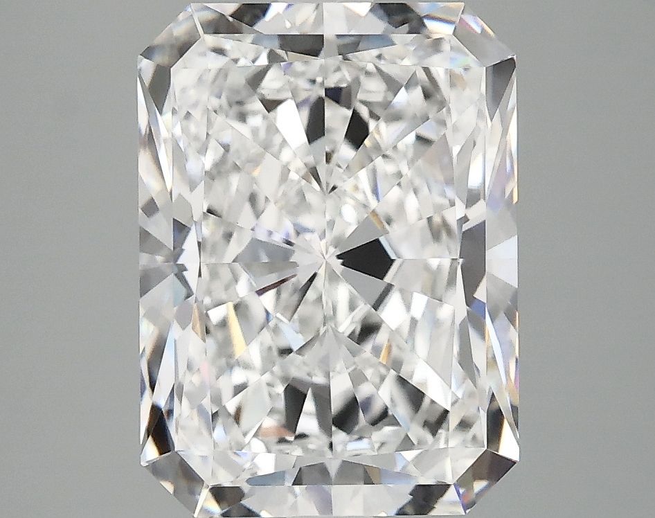 4.19 ct. radiant Lab Grown Diamond front image