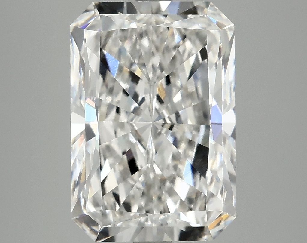 4.79 ct. radiant Lab Grown Diamond front image
