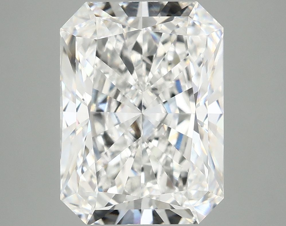 4.80 ct. radiant Lab Grown Diamond front image