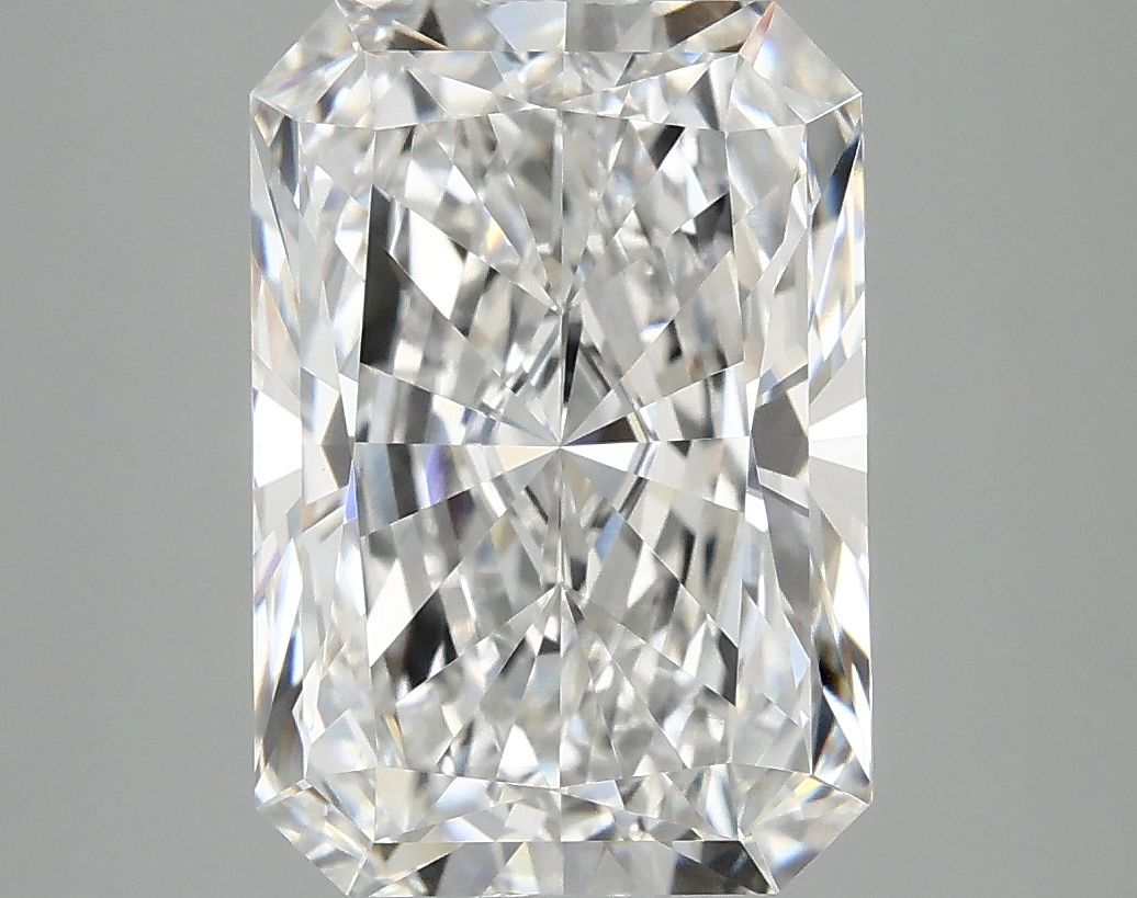 4.03 ct. radiant Lab Grown Diamond front image