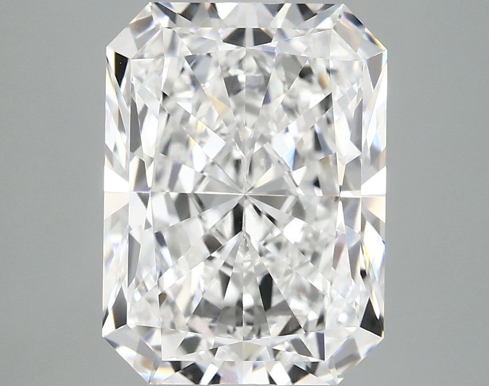 4.03 ct. radiant Lab Grown Diamond front image