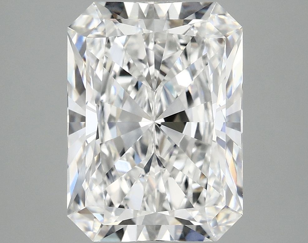 4.10 ct. radiant Lab Grown Diamond front image