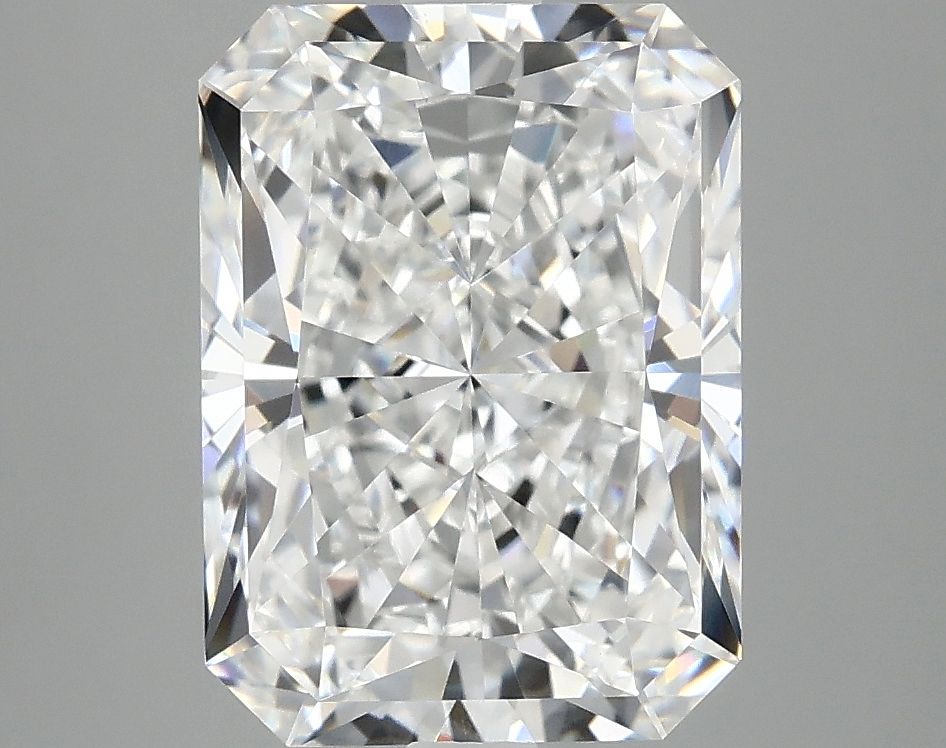 4.04 ct. radiant Lab Grown Diamond front image