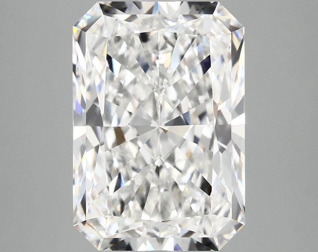 4.92 ct. radiant Lab Grown Diamond front image