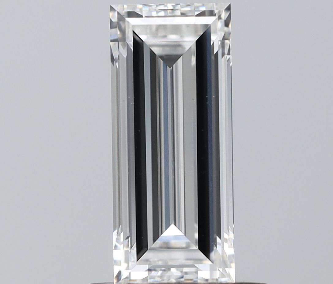 0.9 ct Baguette Diamond