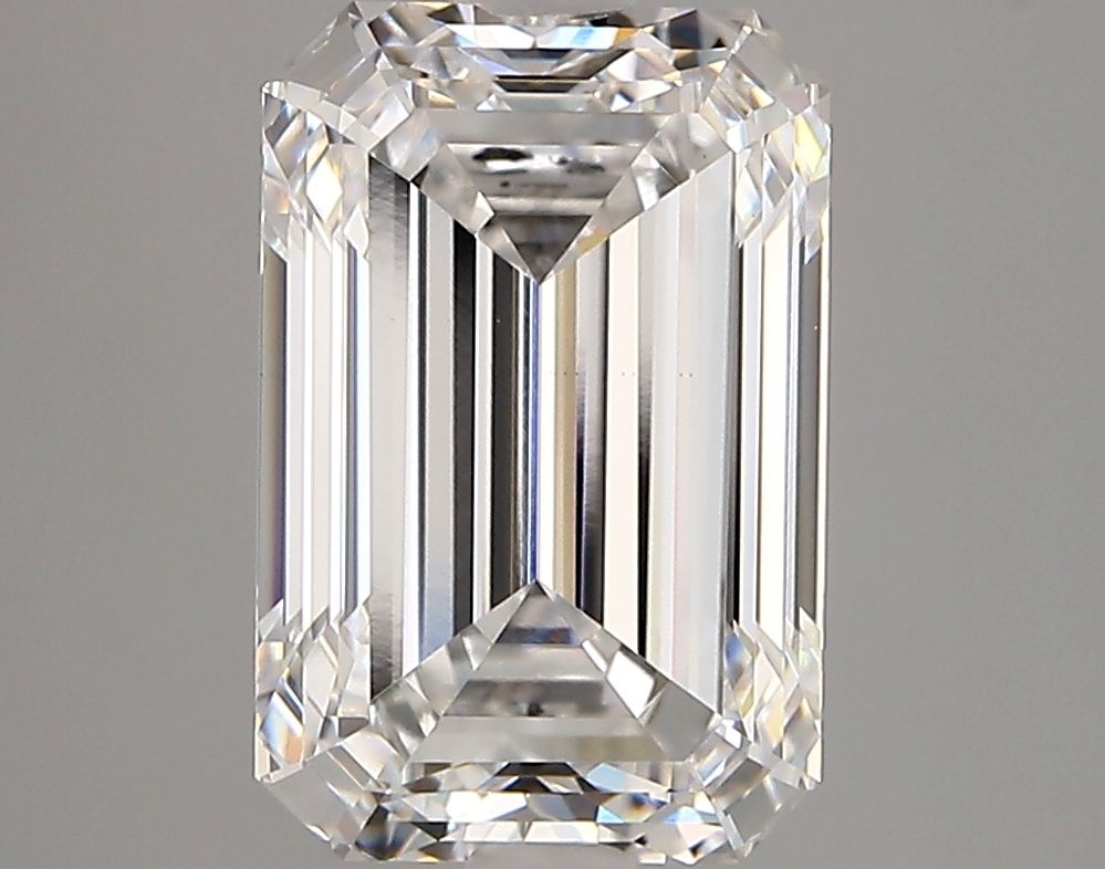 3.95 ct. emerald Lab Grown Diamond front image