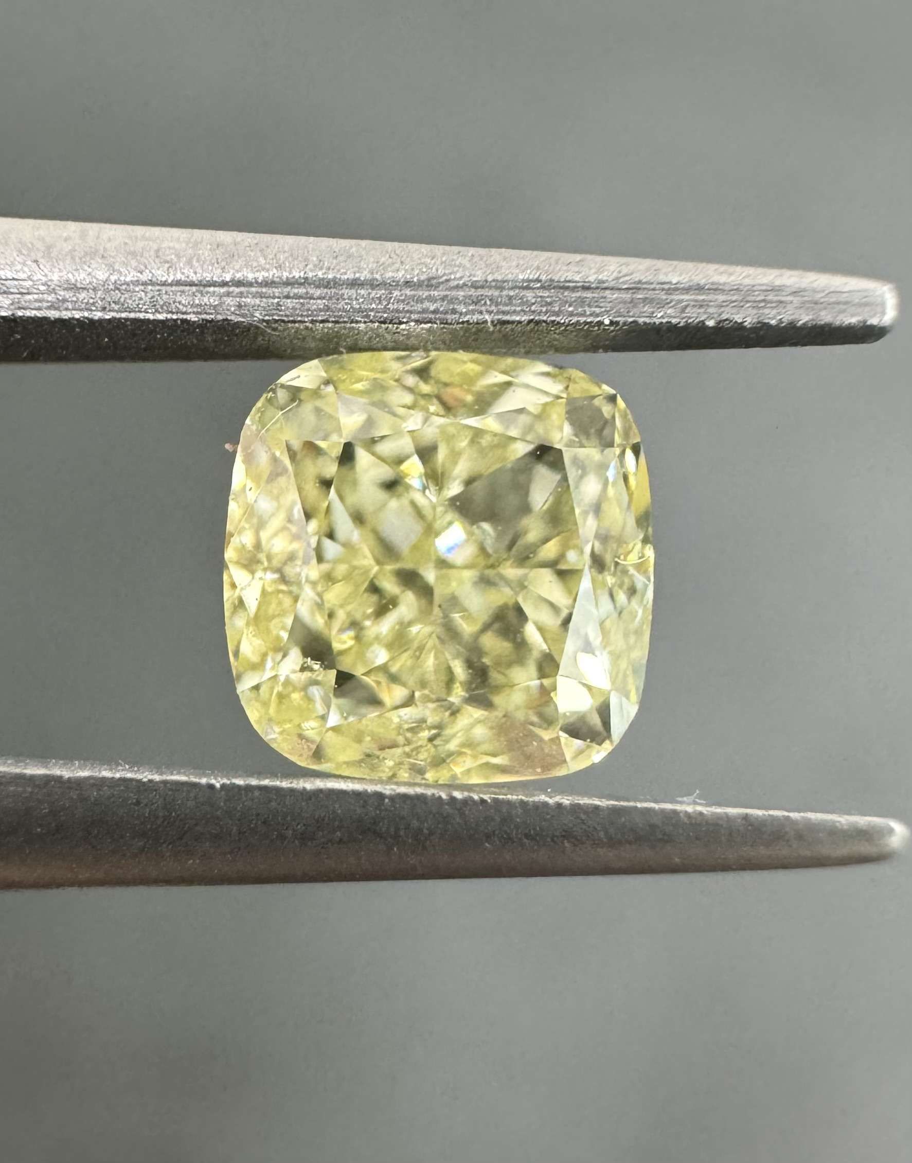 1.01 Carat Cushion modified Diamond Y-Z VVS2