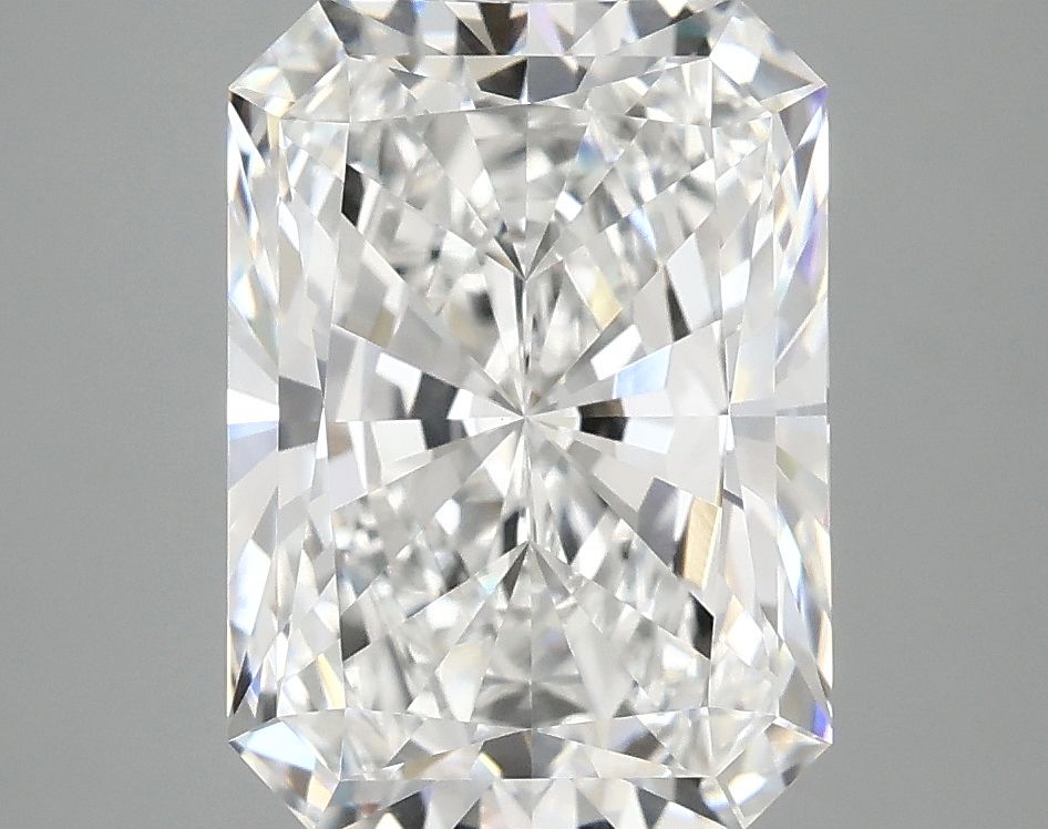 4.09 ct. radiant Lab Grown Diamond front image
