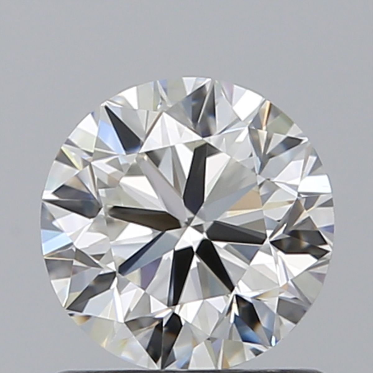 0.9 Carat Round Diamond H VVS2