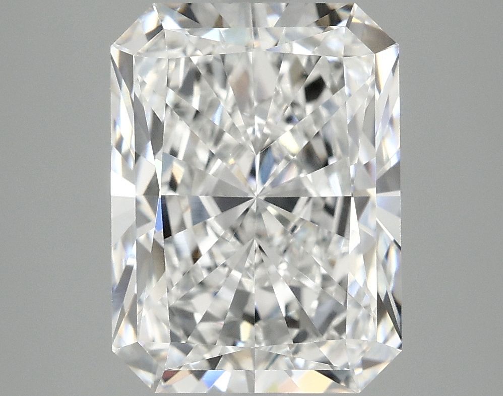 3.93 ct. radiant Lab Grown Diamond front image