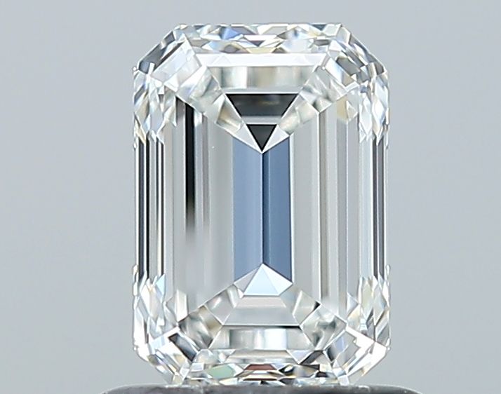 0.90 ct Emerald diamond
