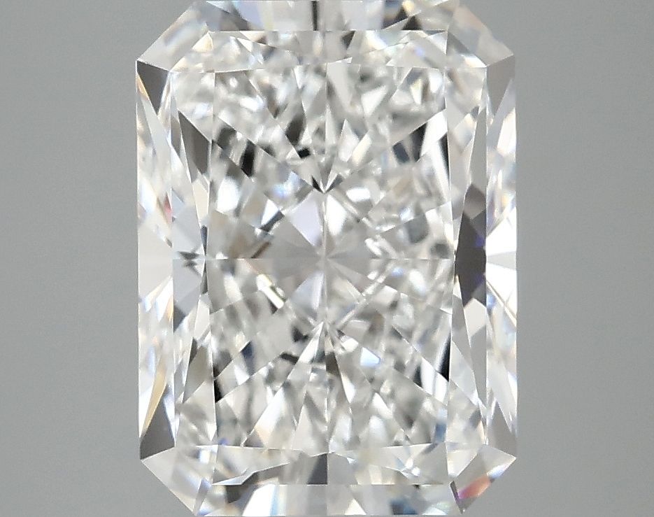 4.03 ct. radiant Lab Grown Diamond front image
