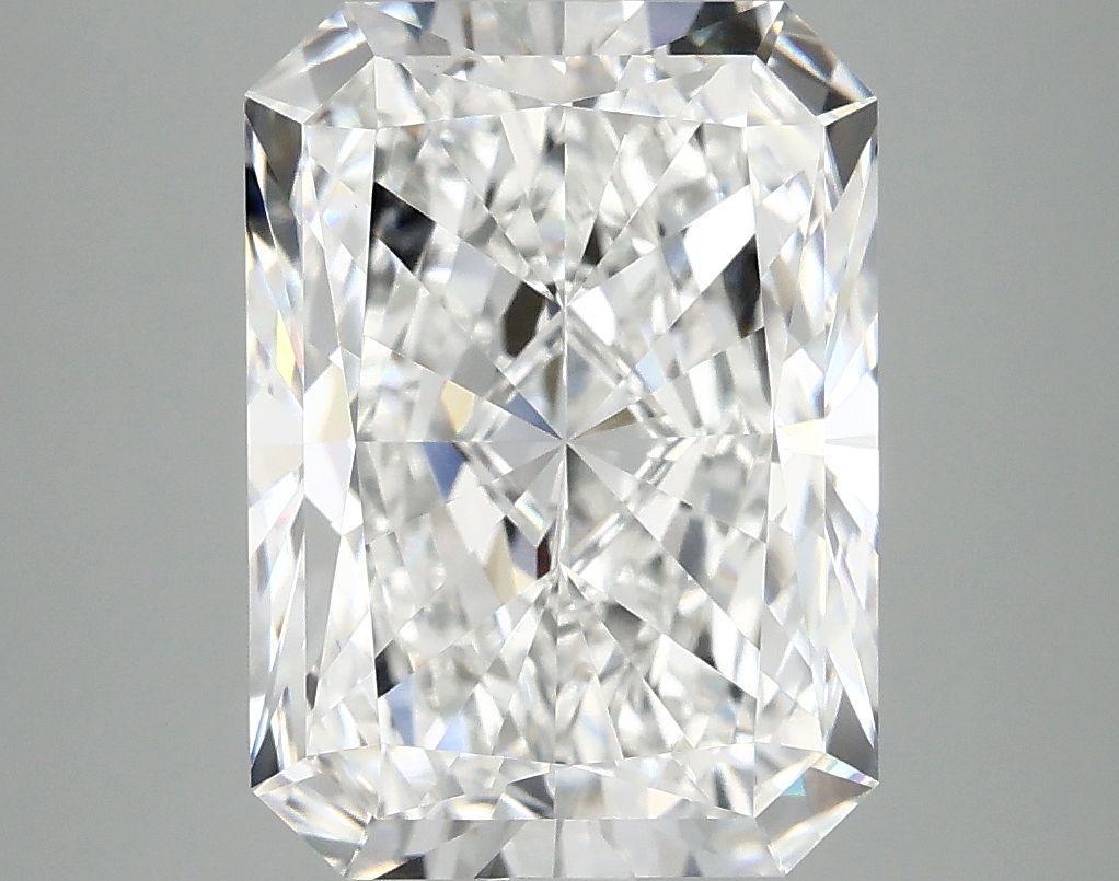 4.92 ct. radiant Lab Grown Diamond front image