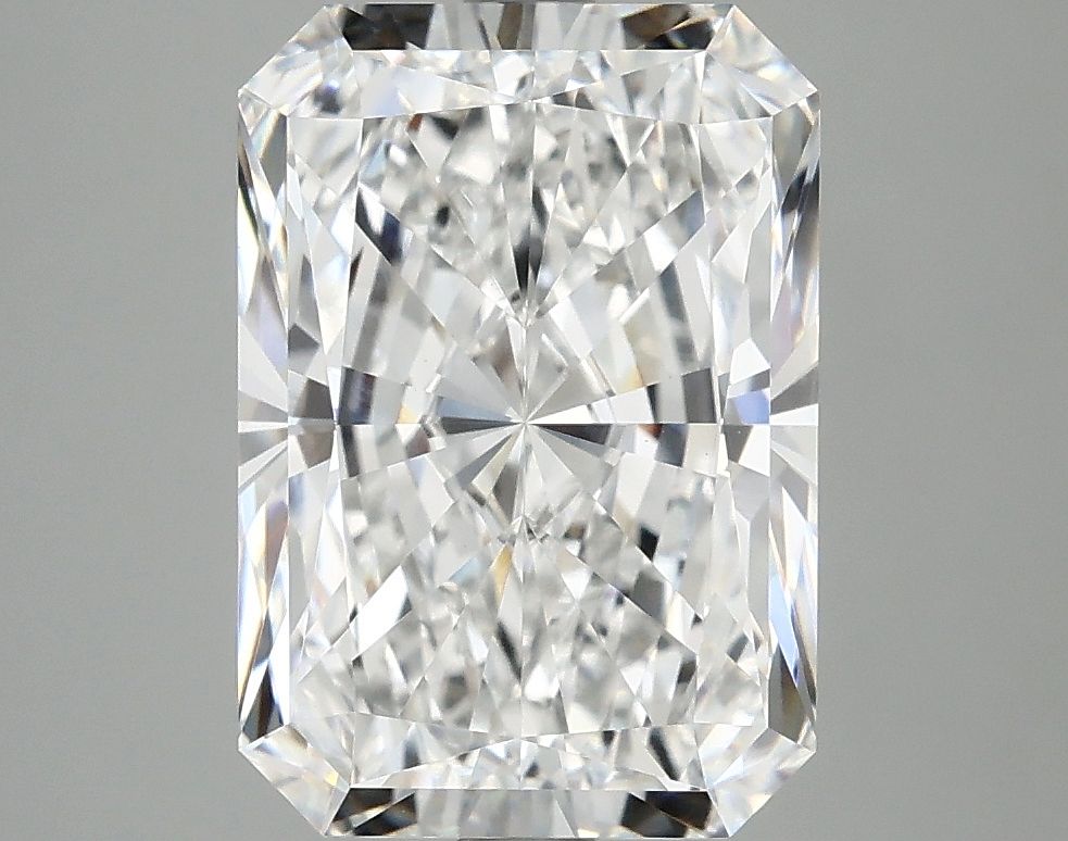 4.05 ct. radiant Lab Grown Diamond front image