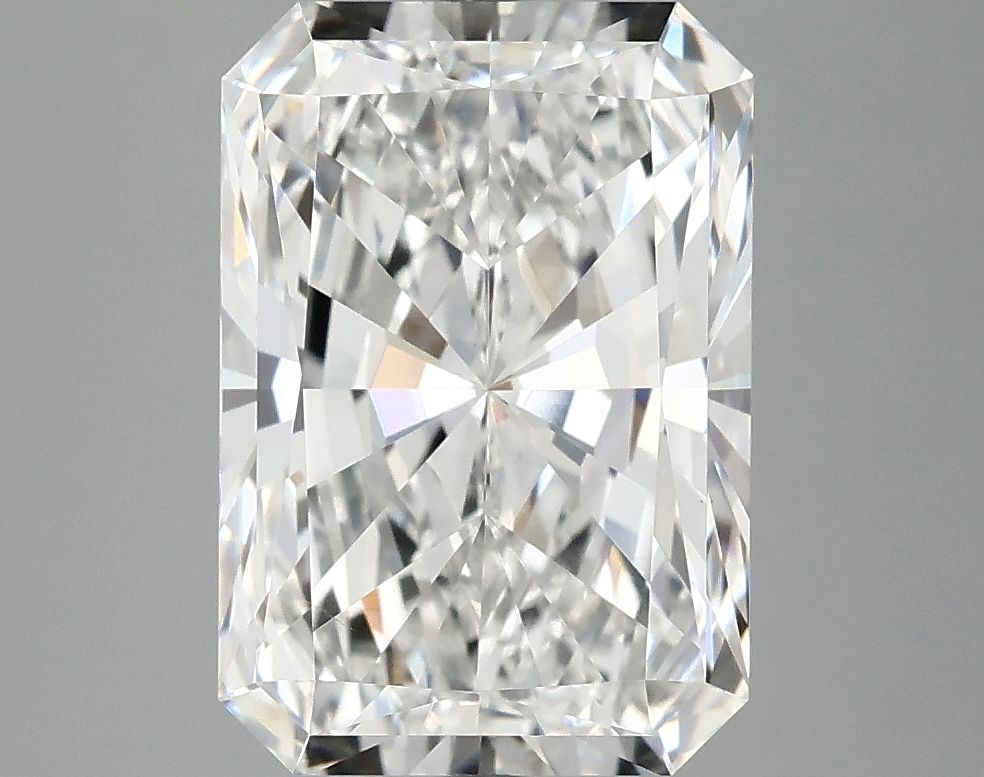 3.93 ct. radiant Lab Grown Diamond front image