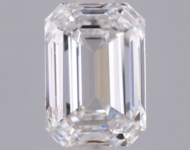 1.32 ct lab-grown Emerald Diamond