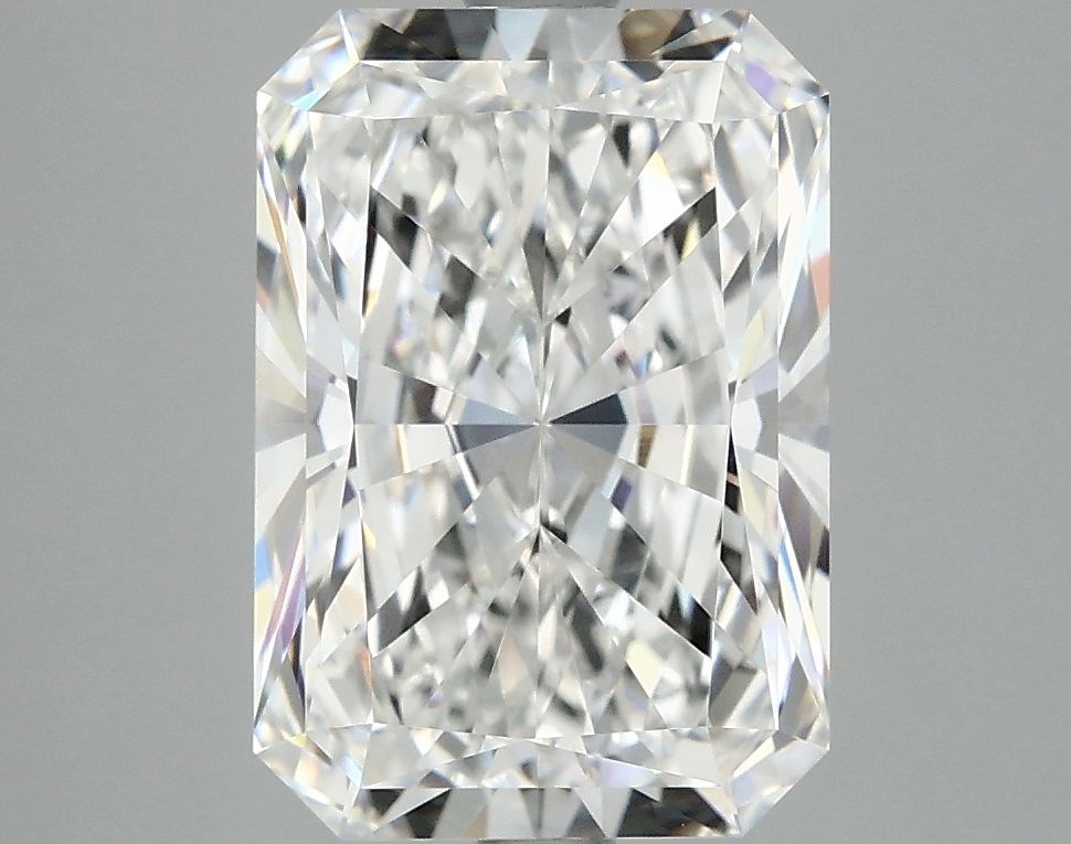 3.90 ct. radiant Lab Grown Diamond front image