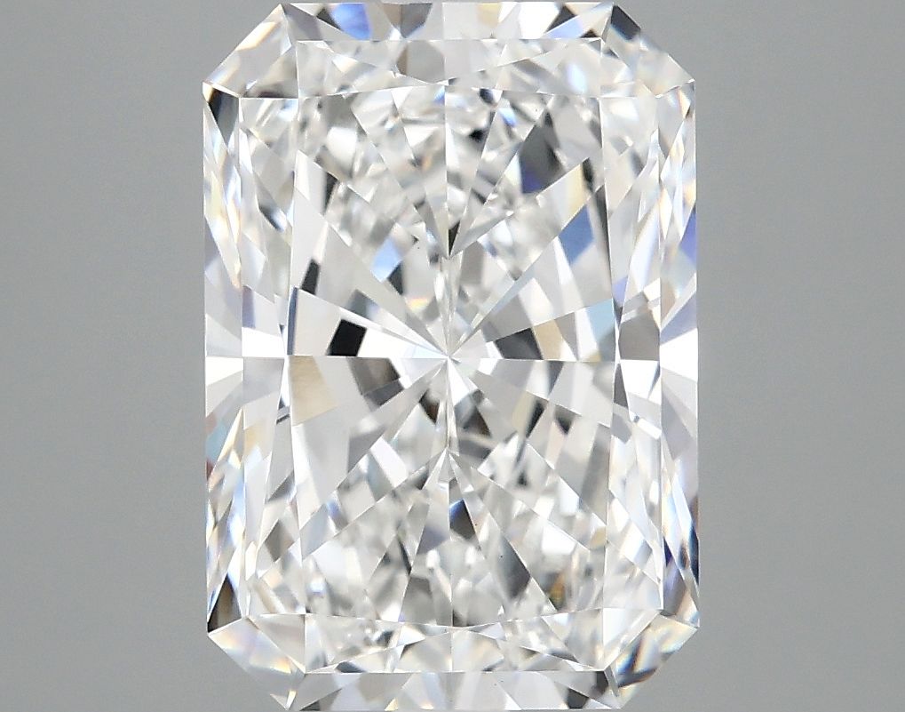 3.90 ct. radiant Lab Grown Diamond front image
