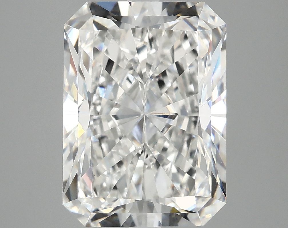 4.87 ct. radiant Lab Grown Diamond front image