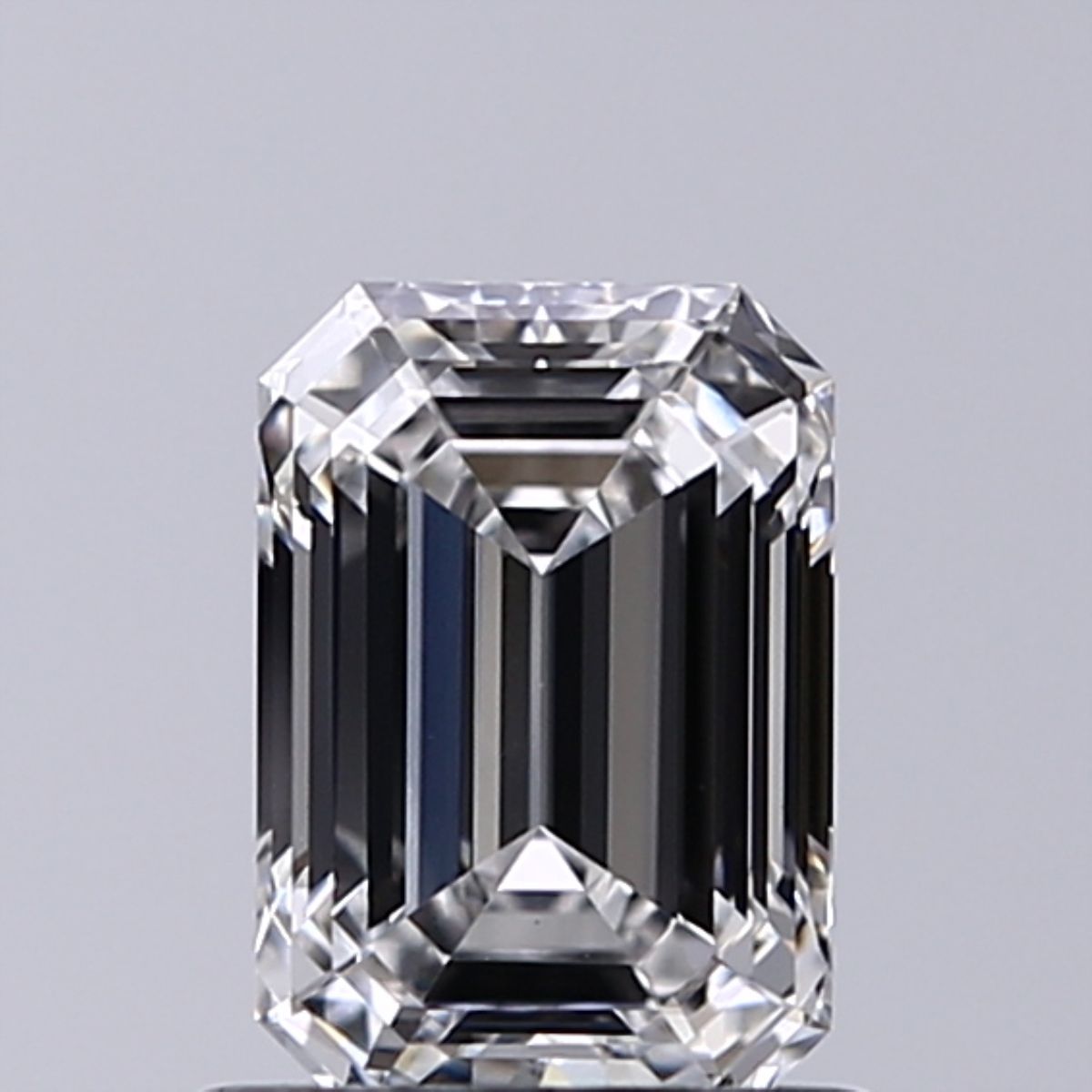 0.91 ct. emerald Lab Grown Diamond front image