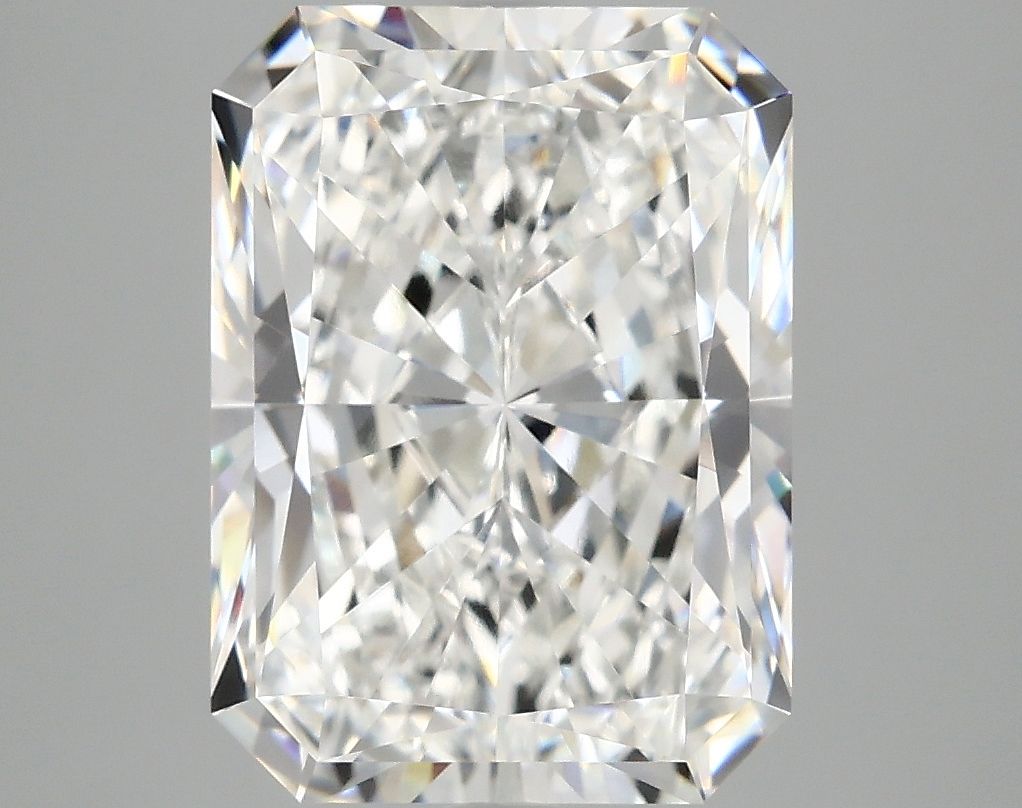 5.06 ct. radiant Lab Grown Diamond front image
