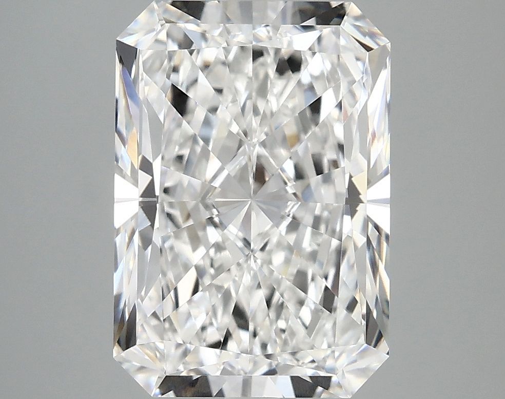 4.18 ct. radiant Lab Grown Diamond front image