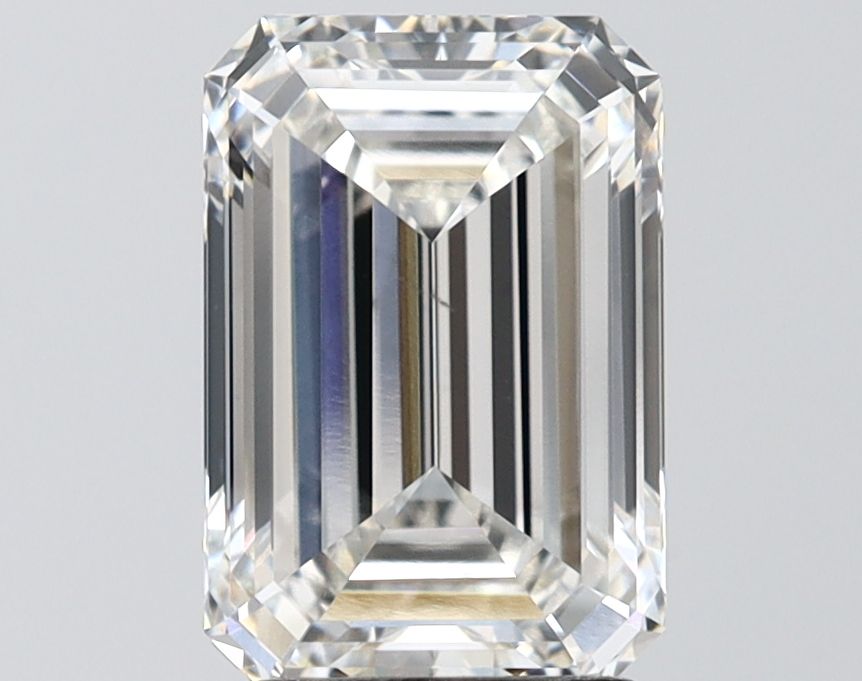2.81 ct. emerald Lab Grown Diamond front image