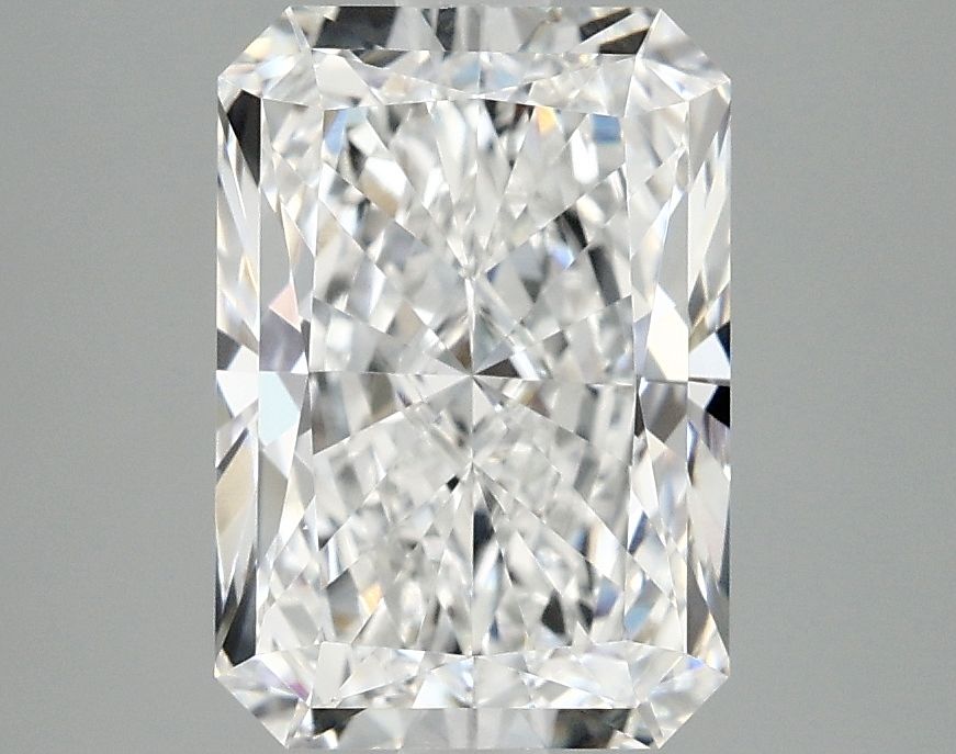 2.97 ct. radiant Lab Grown Diamond front image