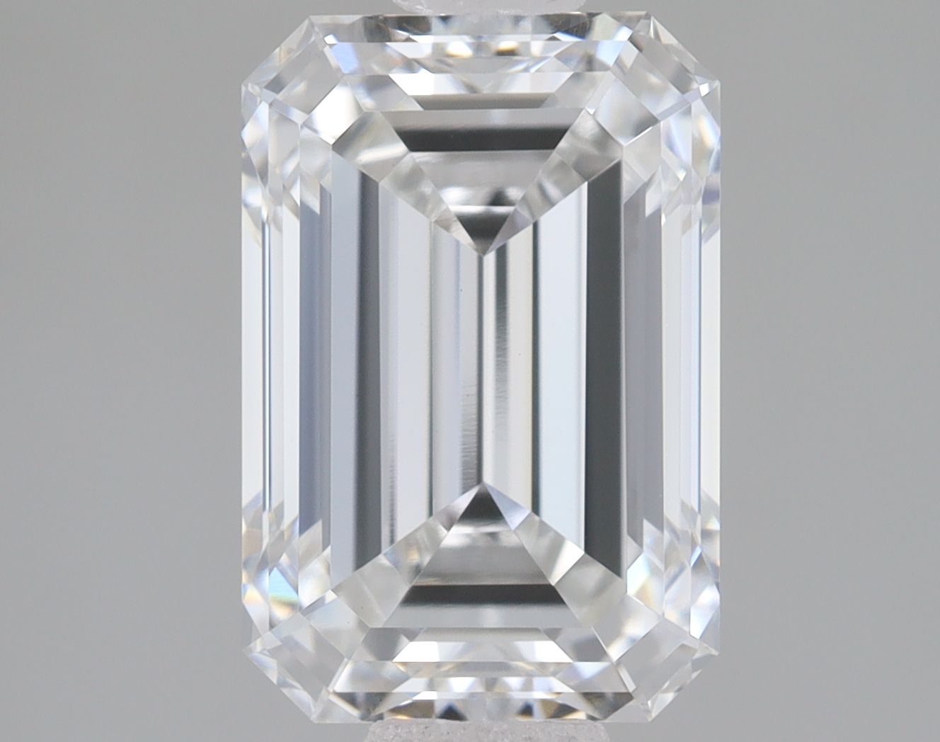 2.34 ct. emerald Lab Grown Diamond front image