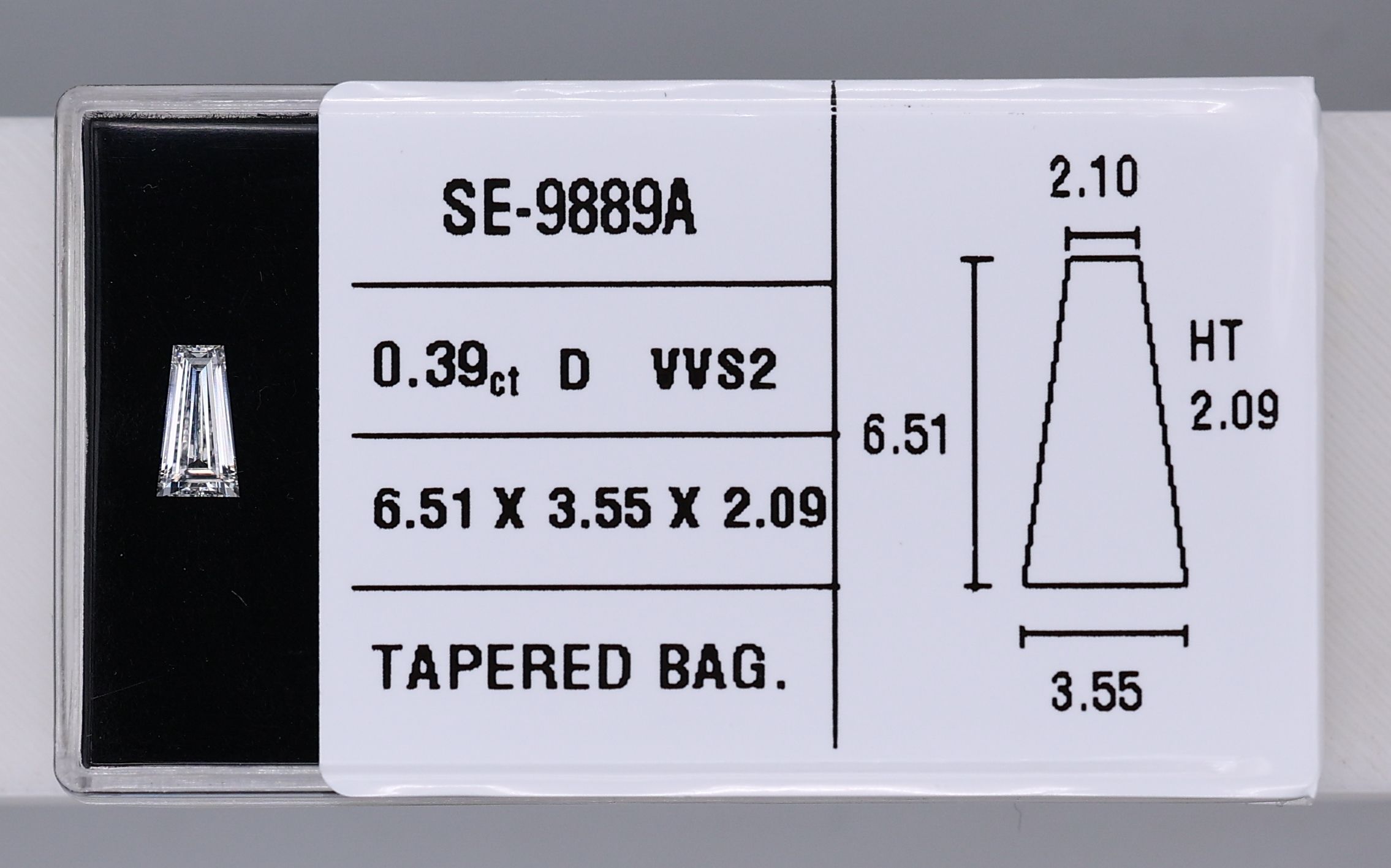 0.39 Carat Tapered baguette Diamond D VVS2