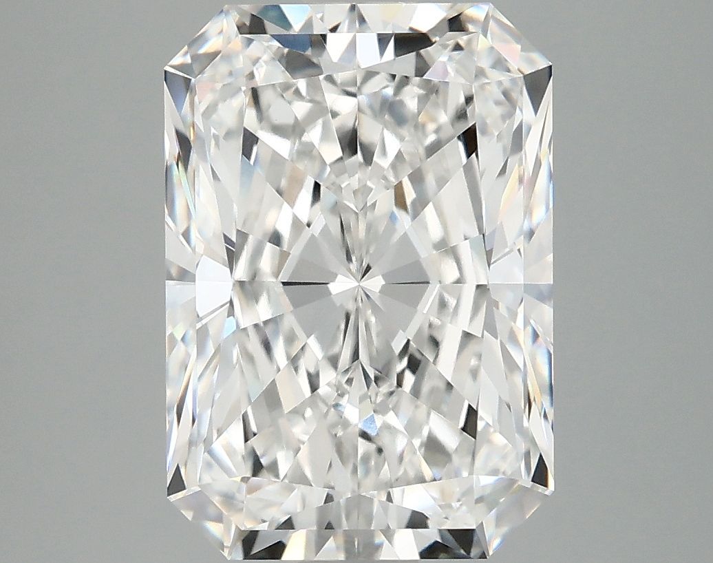 4.95 ct. radiant Lab Grown Diamond front image