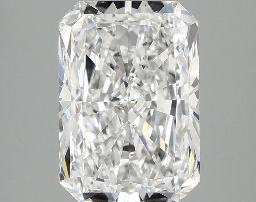 2.97 ct. radiant Lab Grown Diamond front image