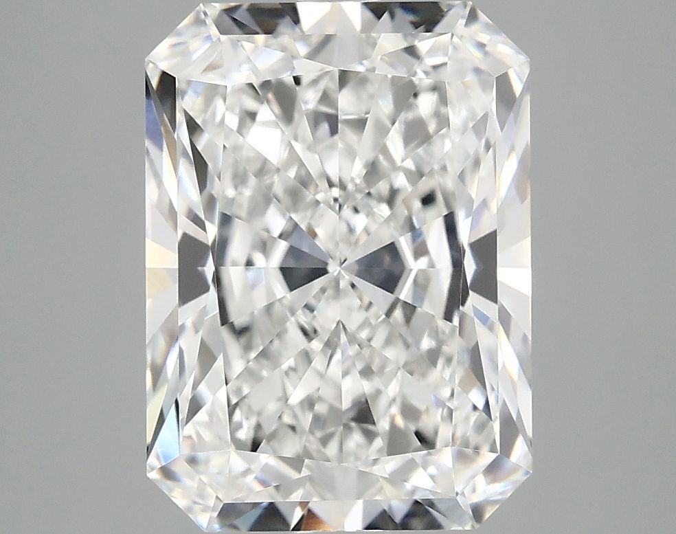 4.18 ct. radiant Lab Grown Diamond front image