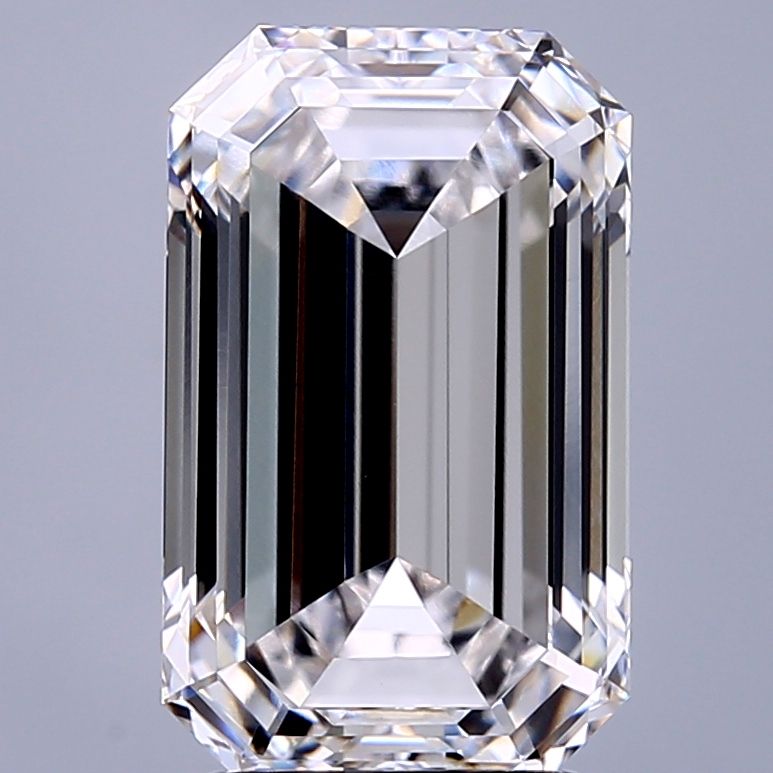 3.19 ct. emerald Lab Grown Diamond front image