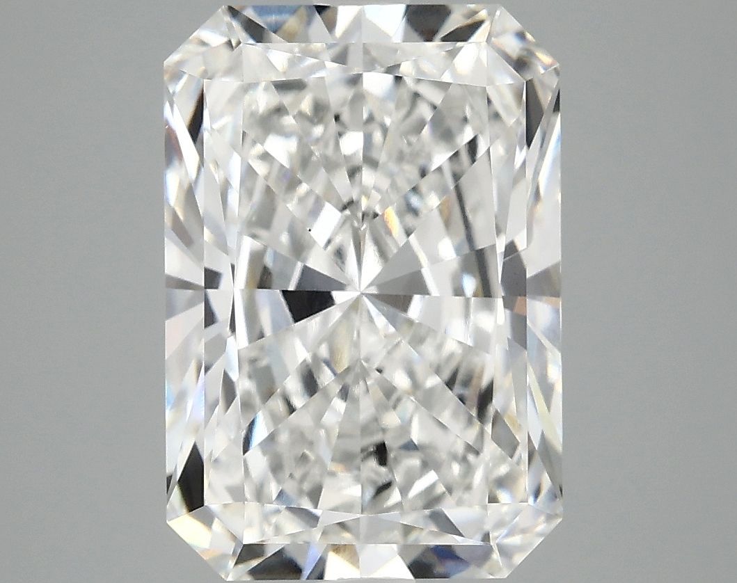 5.08 ct. radiant Lab Grown Diamond front image