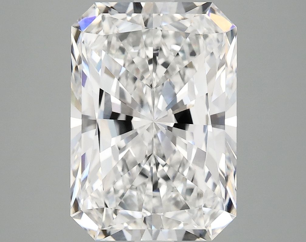 4.17 ct. radiant Lab Grown Diamond front image