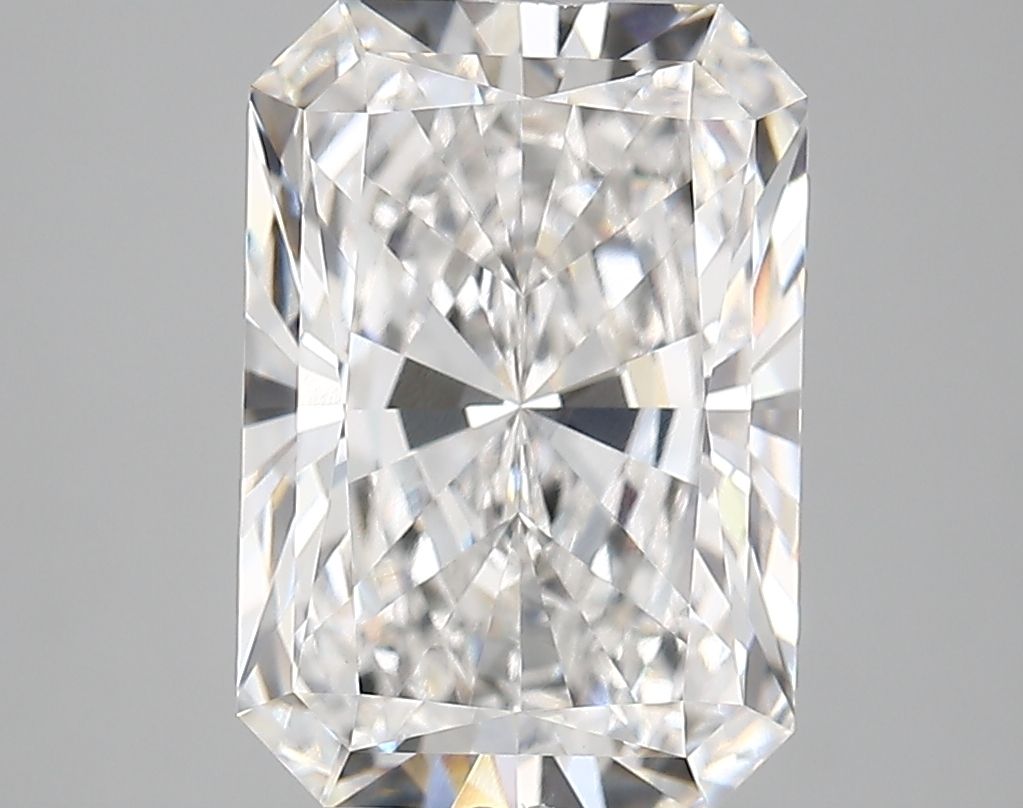 4.64 ct. radiant Lab Grown Diamond front image