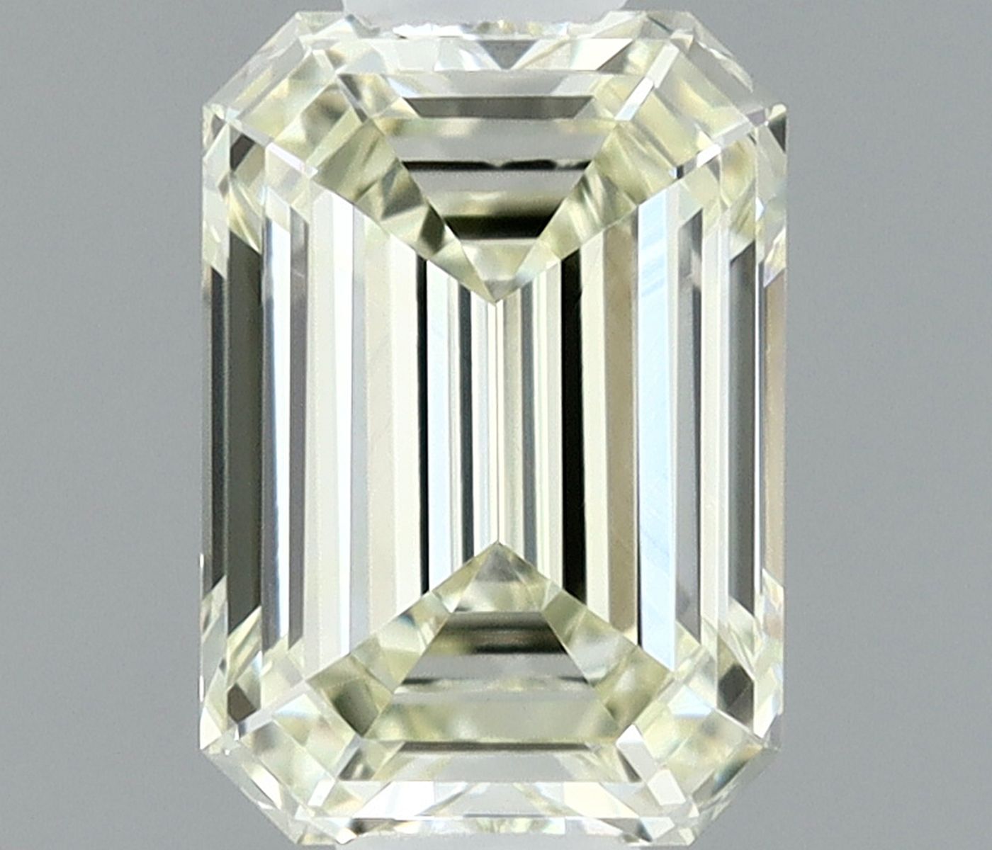 0.33 ct Emerald Diamond