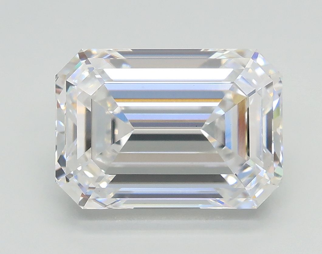 3.52 ct. emerald Lab Grown Diamond front image