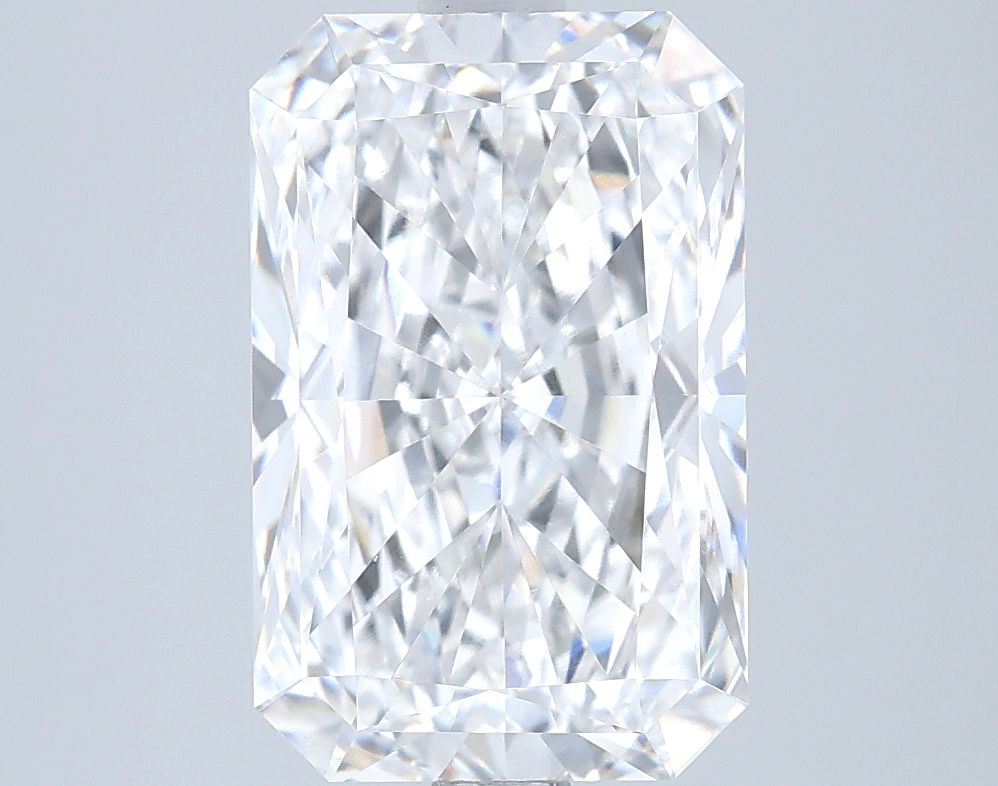 3.54 ct. radiant Lab Grown Diamond front image